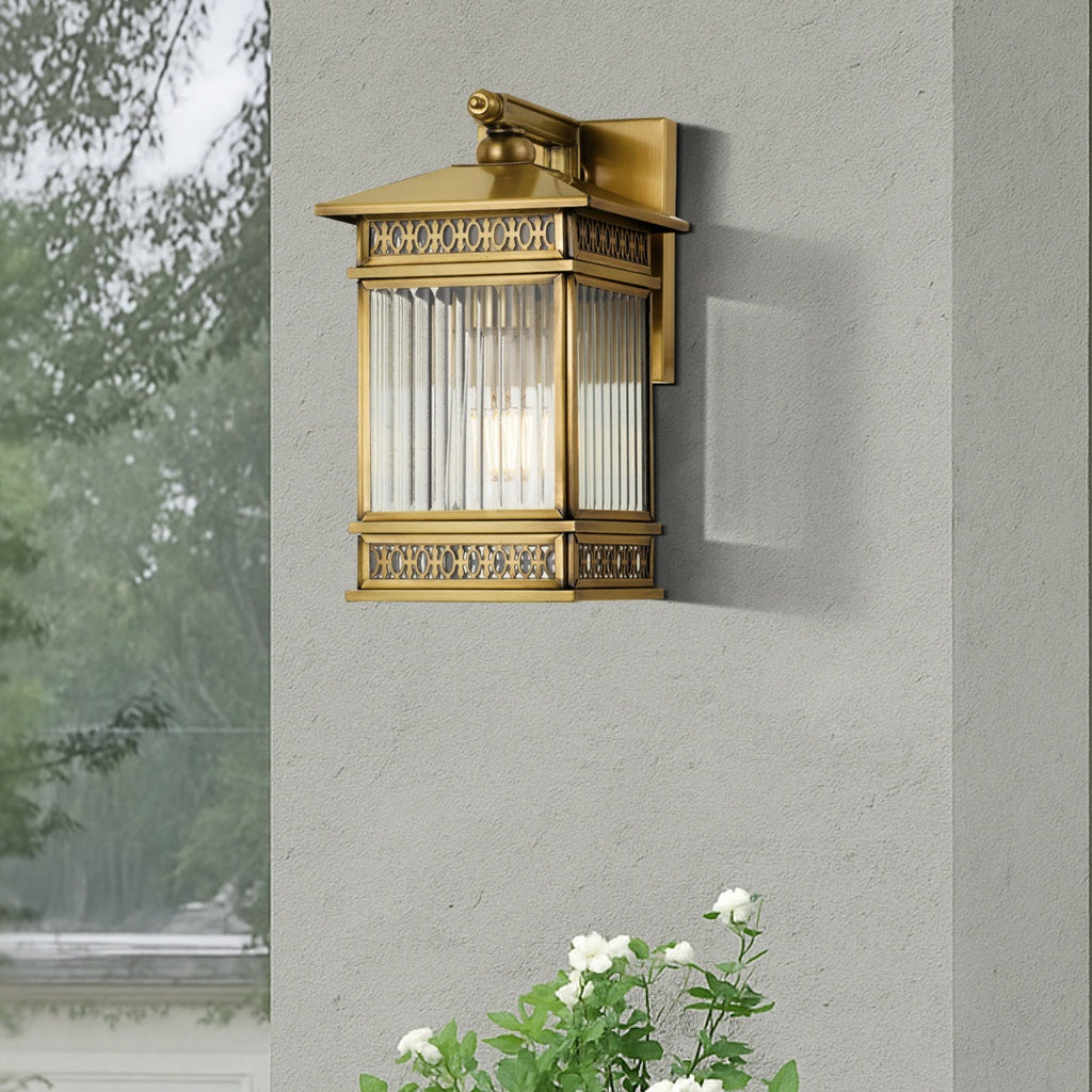 AVERA 15CM Exterior Wall Light - Brass