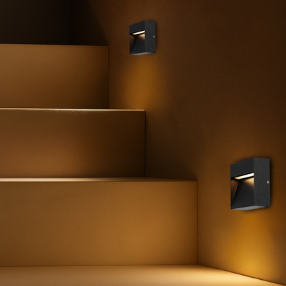 MUSAN Square LED Step Wall Light - Black