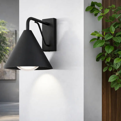 ASHFORD Exterior Wall Light - Black