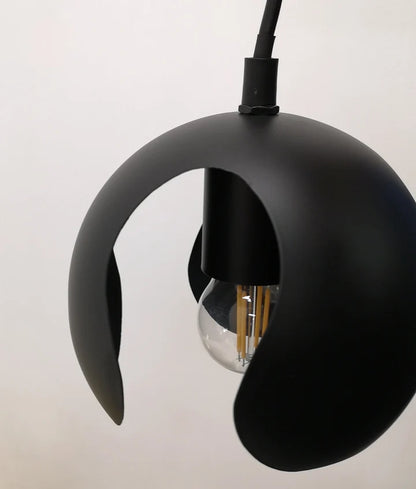 VAINA: Minimalist Scandinavian Interior Small Iron Dome Shape Pendant Light - Black