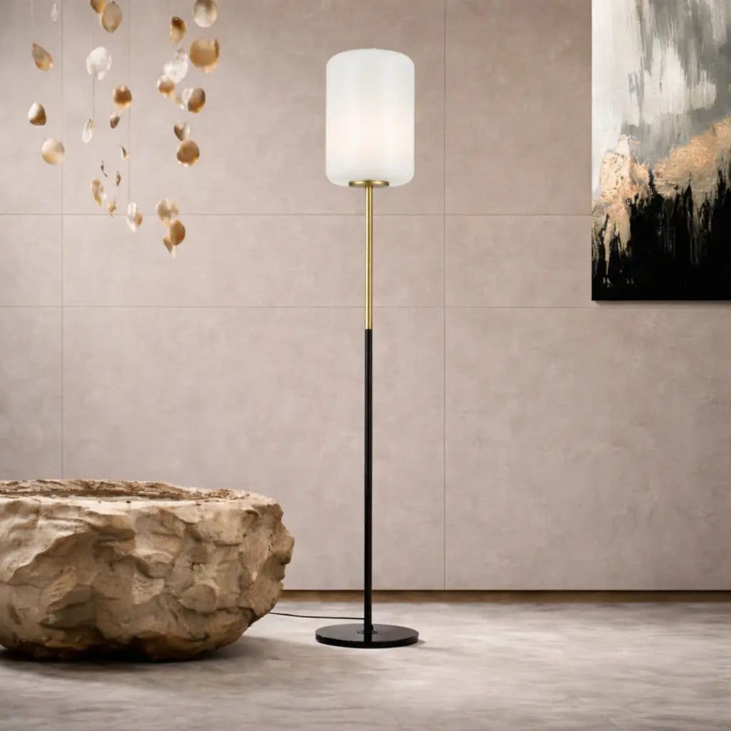KOROVA Floor Lamp - Brass Matt/Opal