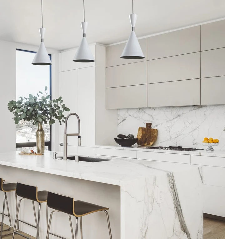 CLASSIC: Cone Shape Pendant Light - White