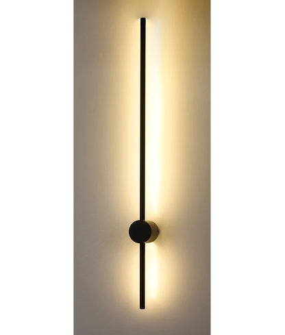 SABER: Interior Linear LED Dual-CCT Wall Light - Black