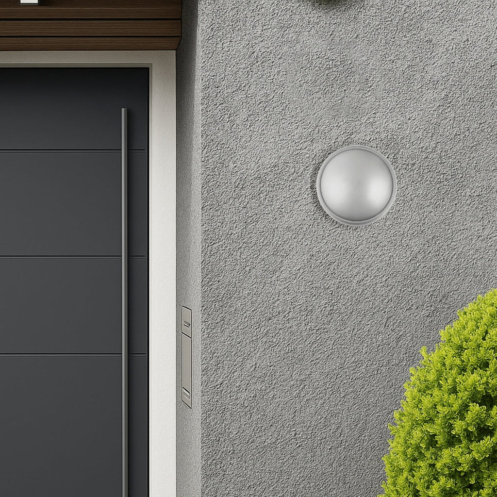 WYNN Exterior Round Bunker LED Light - Silver
