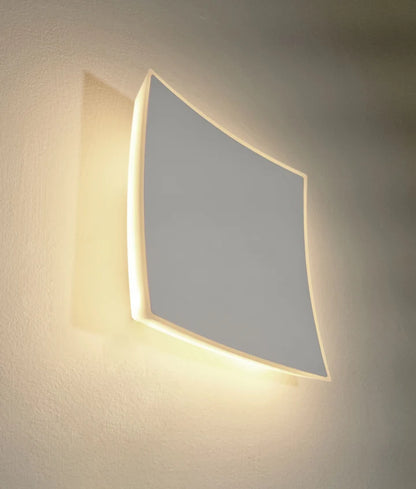 CRISTAL: LED Tri-CCT Exterior Curved Square Wall Lights IP65 - White