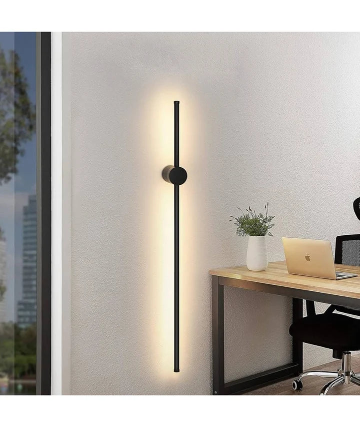 SABER: Interior Linear LED Dual-CCT Wall Light - Black