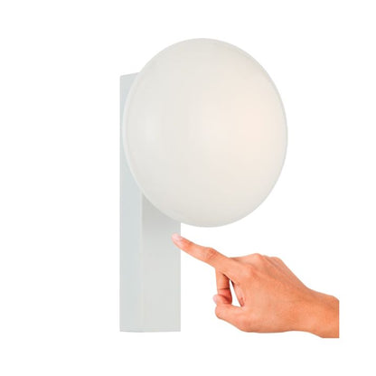 SKYLA Touch Wall Light - White / Opal